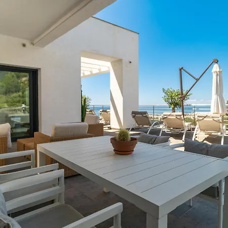 Casa Per *